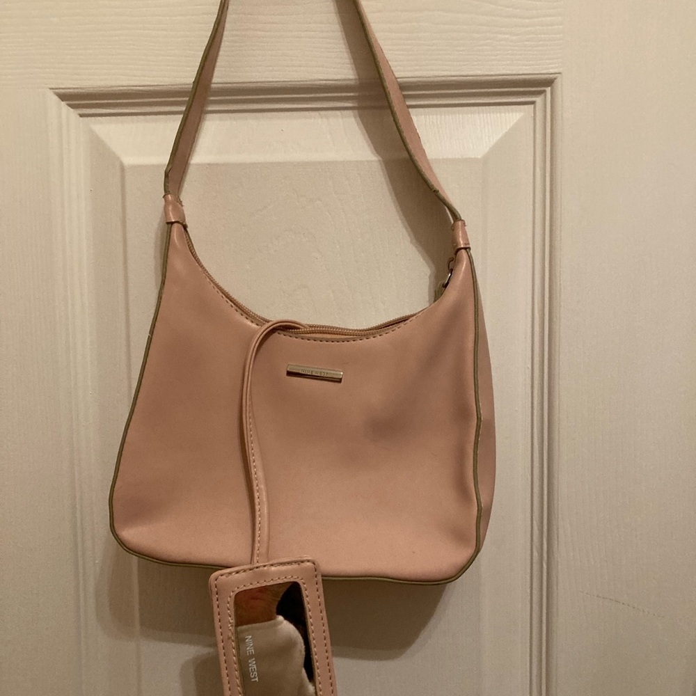 Three Purses. - image 6